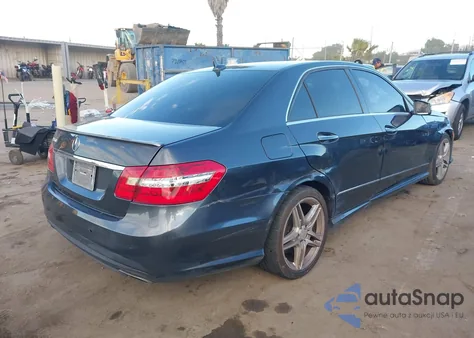 2011 Mercedes-Benz E 550 из США, поврежденный, VIN WDDHF7CB0BA395873
